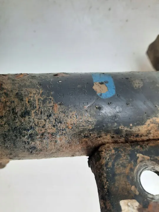 Ammortizzatore anteriore Mitsubishi Lancer VIII 2009 4060A066 image 6