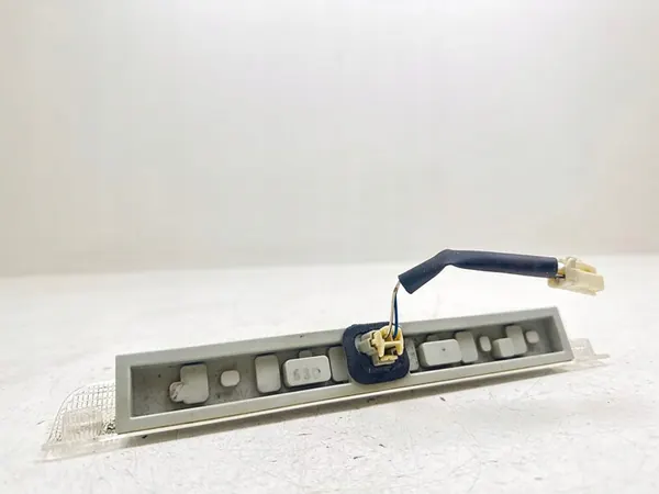 2007 Toyota RAV 4 Luz de freio traseira 02S3E131914 image 3