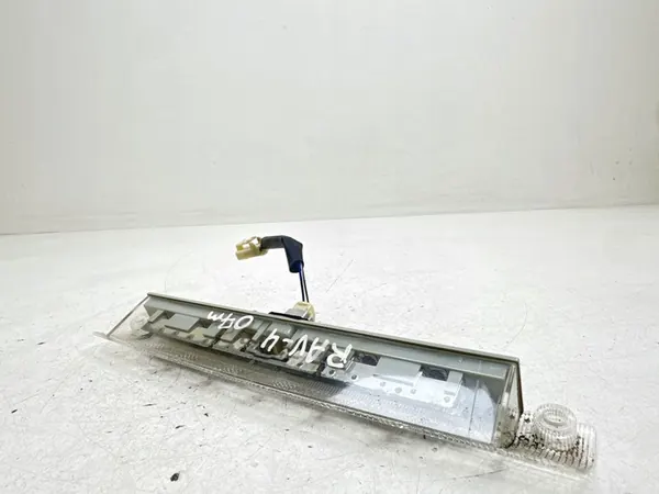 2007 Toyota RAV 4 Luz de freio traseira 02S3E131914 image 4