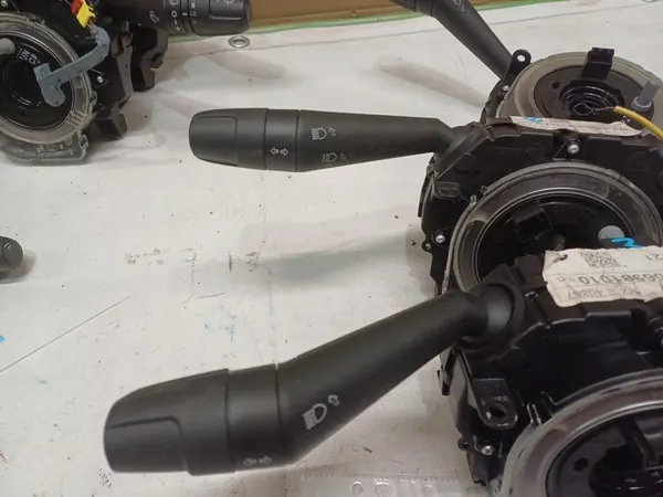 Gecombineerde schakelaar Jeep Renegade image 3