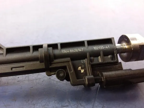 Injector Combustível BMW OEM 8626147 para Série 5 G30 image 4