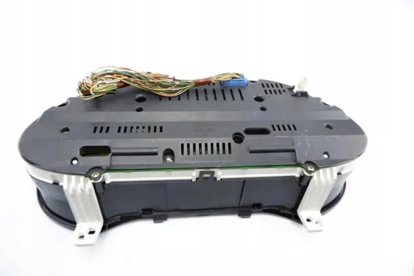 Toyota Avensis T25 Snelheidsmeter OEM 83800-05630 image 4