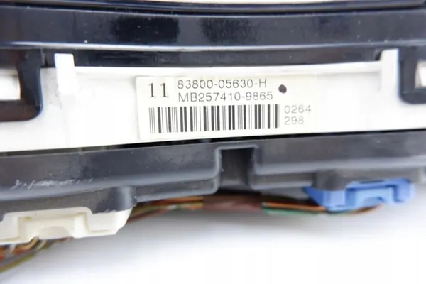 Toyota Avensis T25 Snelheidsmeter OEM 83800-05630 image 7