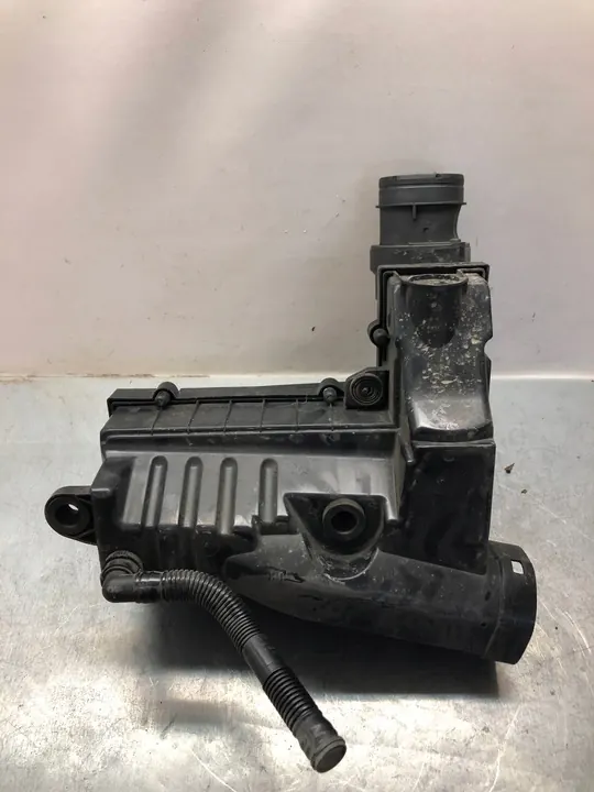 AUDI VW SKODA 2.0 TDI Ilmansuodattimen Kotelo 3C0129607BC image 3