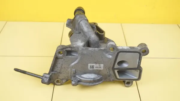 Waterpomp OEM N47C16A voor Toyota Avensis T27/T28 image 4