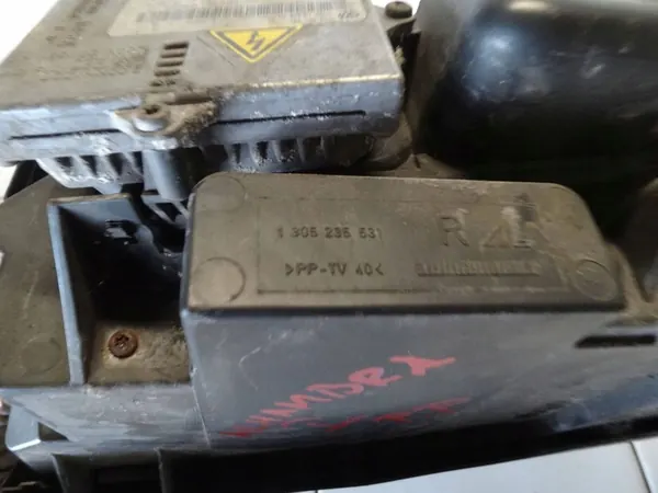 SEAT Alhambra MK1 2006 Farol Xenon Direito 7M3941018 image 7