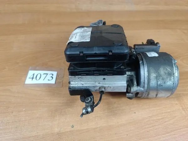 Citroen C5 Federungspumpe OEM 9661285103 image 4