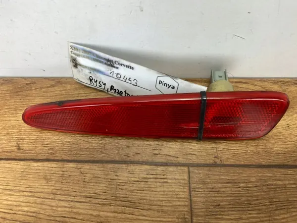 OEM 10316656PINYA Takareflektori Corvette C6:lle image 3