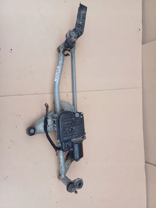 Framruta torkarmekanism OEM 3AB955419 VW Passat B7 image 2