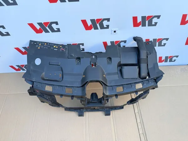 Front Grille Reinforcement Renault Megane IV 620360534R image 2