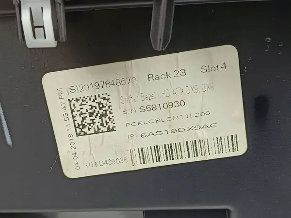 2019 Jeep Cherokee Shift Lever Frame OEM FOB34903 image 7