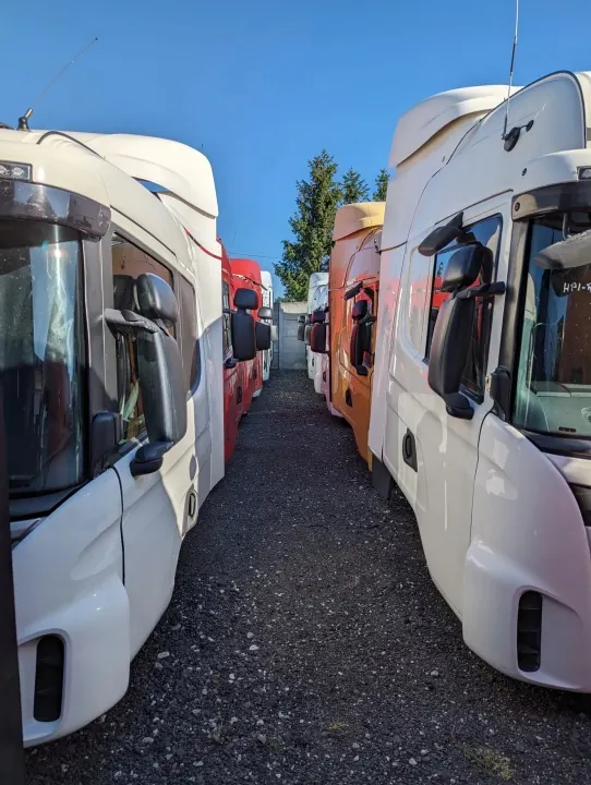 Cabine Scania R OEM KABINA R - État Utilisé image 4