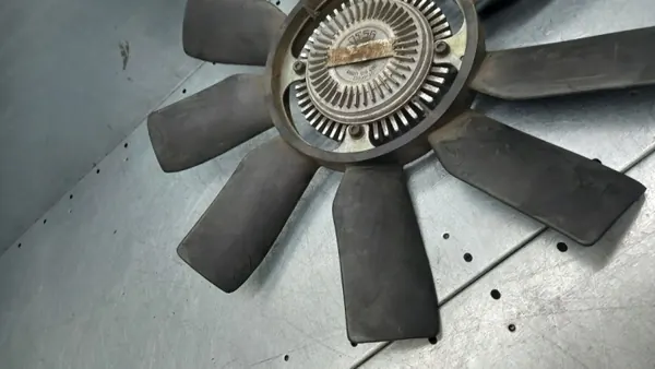 Balai d'essuie-glace Mercedes-Benz OEM 01 C-Class W202 image 3