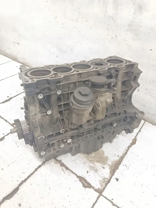 Bloque Motor Volvo D5244T5 Usado - Calidad OE image 3