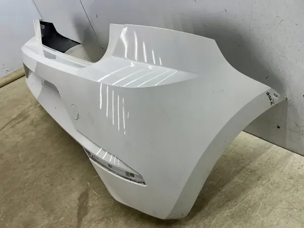 Paraurti posteriore Seat Ibiza V 6F0 image 4