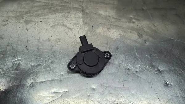 KIA HYUNDAI 1.6 GDI Kamaxelsensor 24357-03HA0 image 2