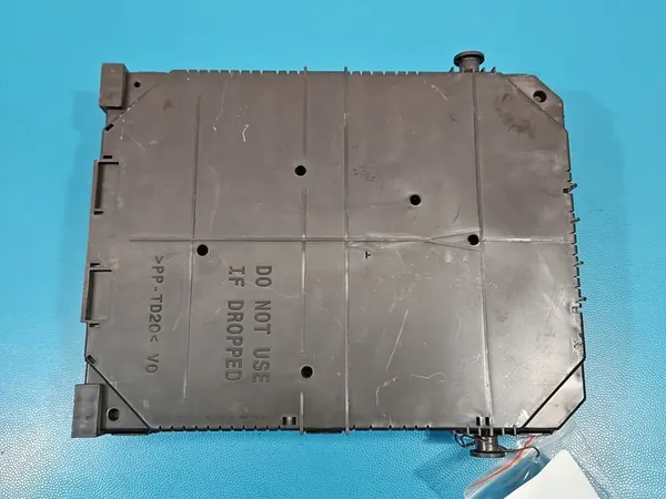 Controlador de módulo BSI Peugeot 3008 II image 4