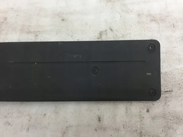 Cadre Plaque Immatriculation Mercedes OEM A2038853481 - Occasion image 4