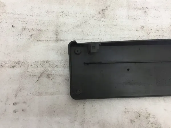 Cadre Plaque Immatriculation Mercedes OEM A2038853481 - Occasion image 6