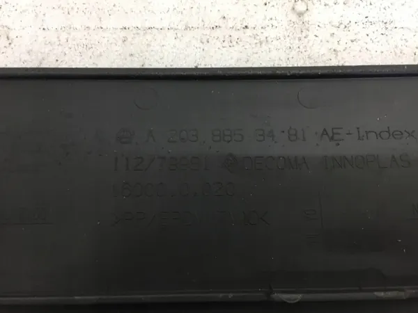 Cadre Plaque Immatriculation Mercedes OEM A2038853481 - Occasion image 8