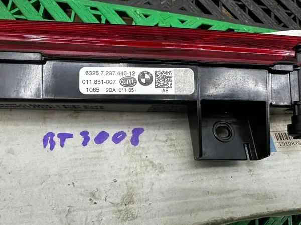 BMW OE 7297446 Derde Remlicht voor X1 F48 image 3