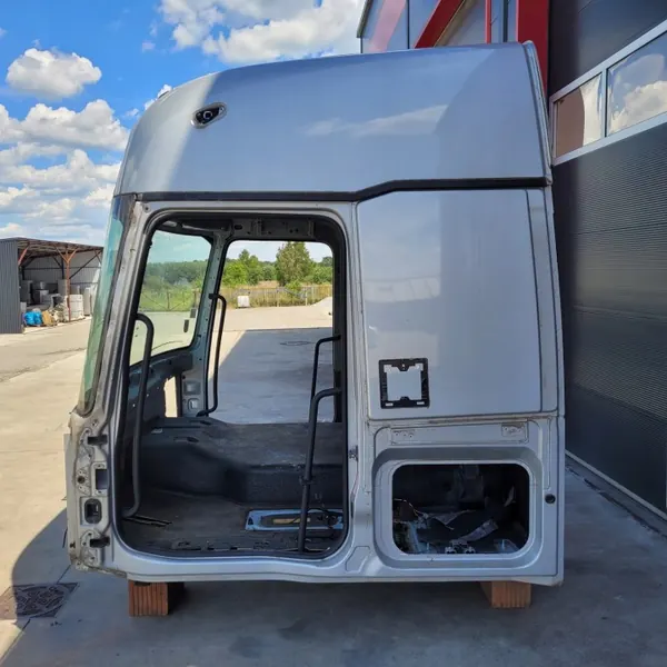 Renault Gama T Range C K Euro 6 Cabine - OEM Zilver image 4