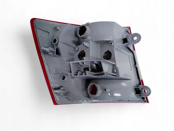 Lámpara trasera derecha Škoda Octavia III 13-16 image 4