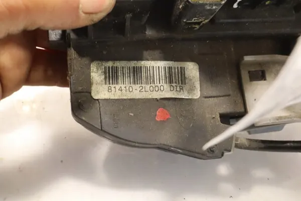 Vänster Bakdörrslås Hyundai i30 I Lift image 7