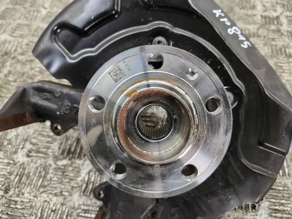 Audi A1 2023 Mozzo ruota anteriore sinistro image 4