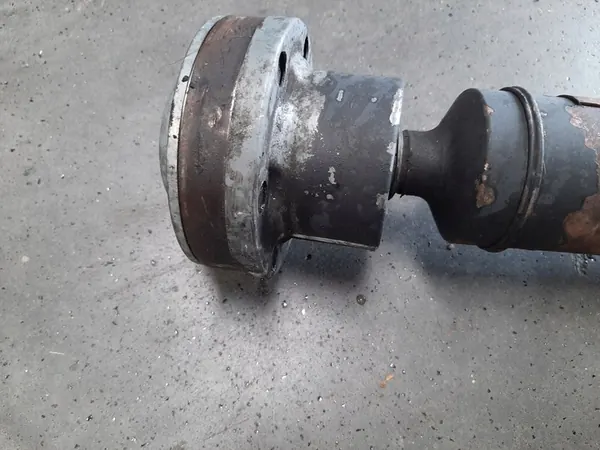 MERCEDES R-KLASS W251 Framdrevaxel A2514100701 image 2