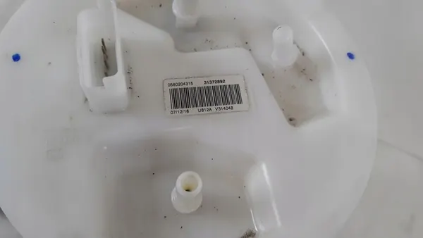 VOLVO XC60 I 2.4 Bomba de Combustível 31372892 image 5