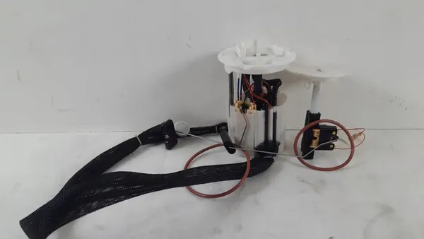 VOLVO XC60 I 2.4 Bomba de Combustível 31372892 image 6