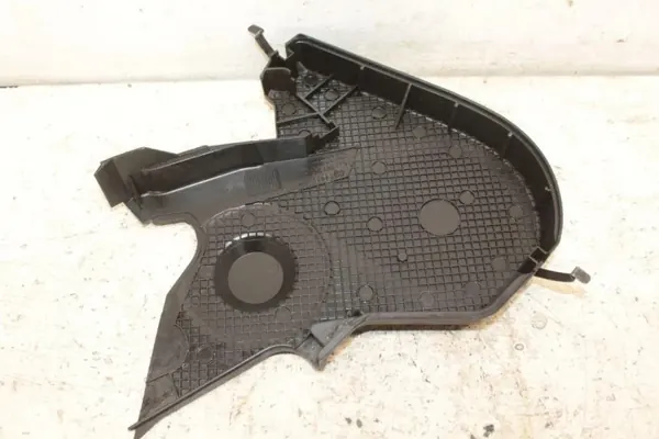 Couvercle de courroie de distribution OEM 06B109108A Audi A4 Avant image 5