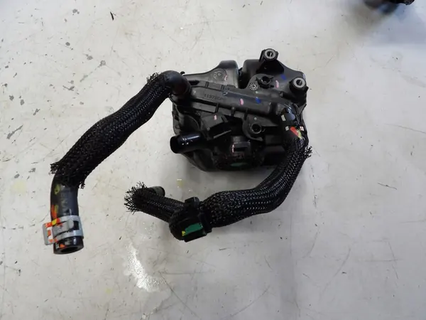 Separador de óleo do motor Renault Austral 1.2 E-TECH image 1