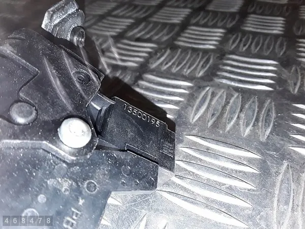 2010 Opel Astra Blokada 13500195 image 4