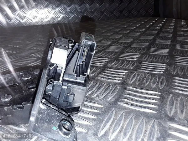 2010 Opel Astra Blokada 13500195 image 5