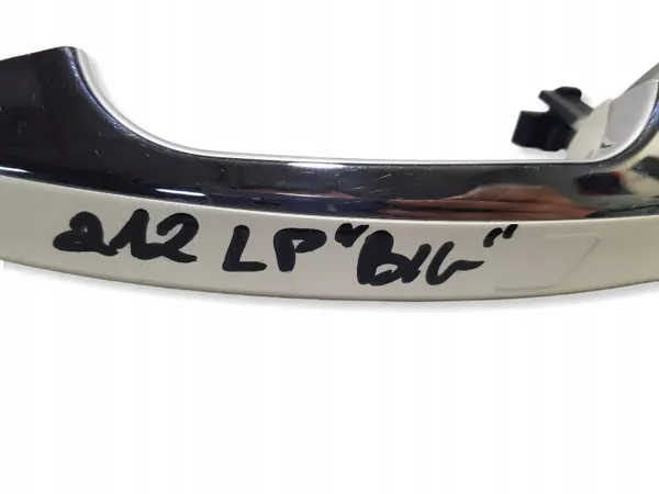 Mercedes E W212 framvänster dörrhandtag OEM KLAMKAlP212 image 3