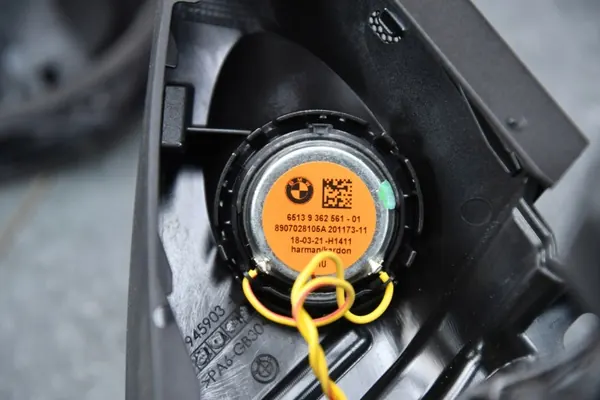 Kaiutin OEM 662358389 BMW 4 G26 i4 Harman Kardonille image 9