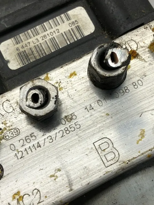 ABS-pompregelaar OEM 0265232065 Gebruikt image 6
