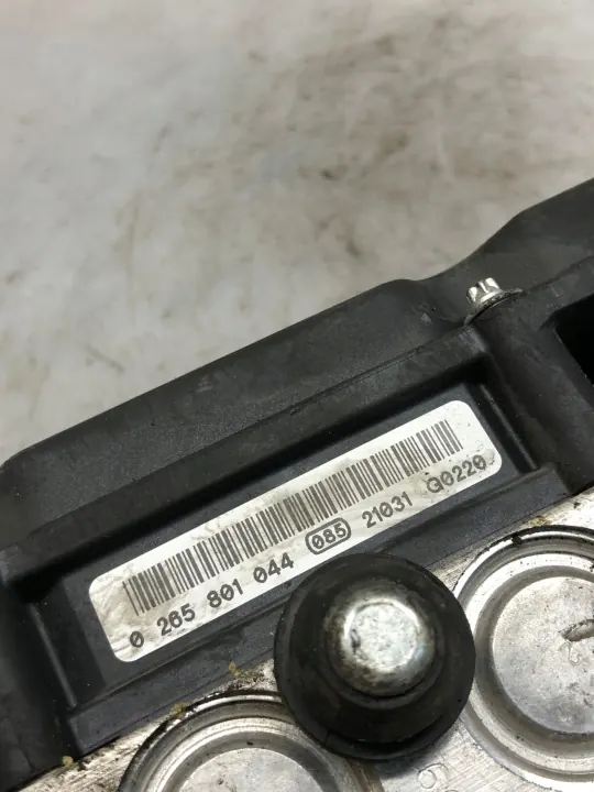 ABS-pompregelaar OEM 0265232065 Gebruikt image 7