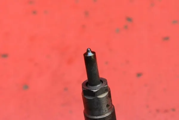 Inyector OEM 0445110187 para Fiat Idea 1.9 JTD image 8