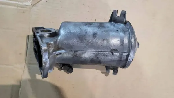 BMW Oliefilterbevestiging OEM 2249259 - Gebruikt image 3