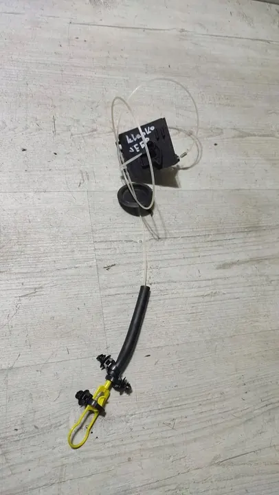 Câble d'ouverture du réservoir Jeep Cherokee 2015 OEM 68140743AB image 1