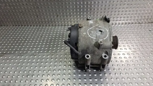 Vaihtovirtageneraattori Mercedes W210 3.2 CDI A0001502450 image 3