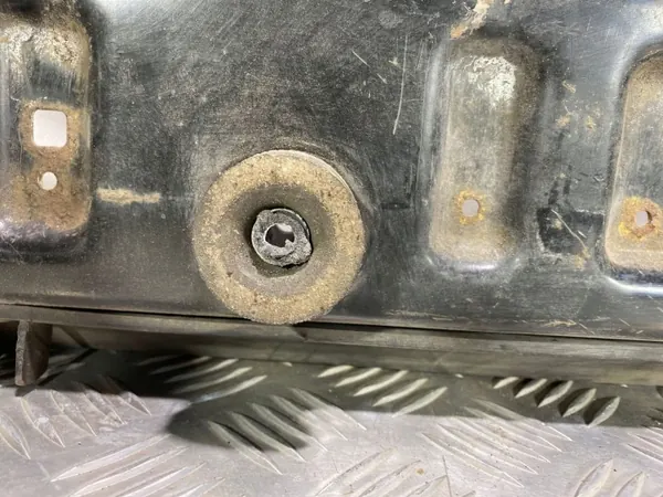 FBZ23577 OEM Untere Kühlerhalterung für Volvo XC60 image 6