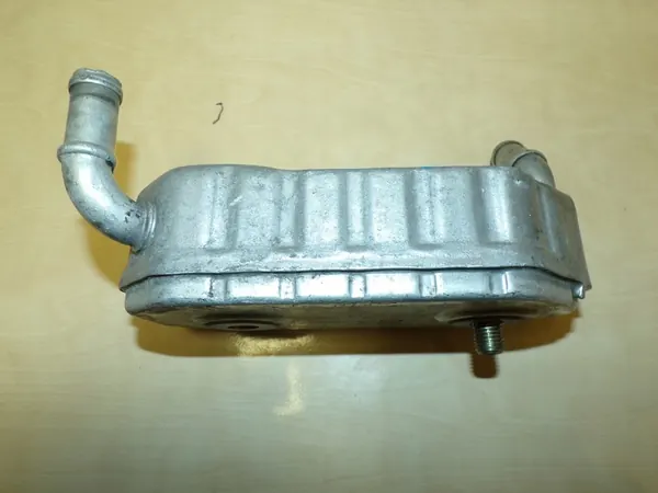 VW Transporter T4 Caravelle Multivan Automaattinen Öljynjäähdytin image 5