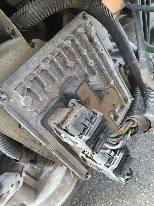 Puoliautomaattivaihteisto Citroen C3 1.6 16V OEM image 2