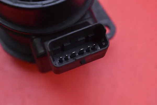 Luftmassenmesser Volvo S40 V40 1.9 Di 00-02 H7700104426 image 7