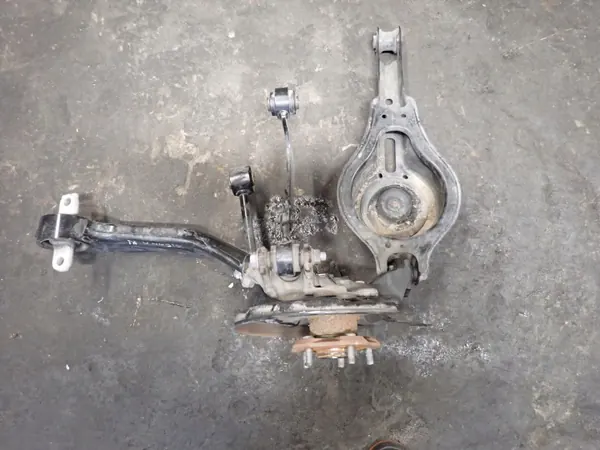 Kit Suspension Arrière Gauche OEM 48730-0E100 Toyota Sienna image 2