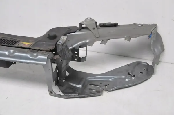 Volvo C70 II etuohjausvahvistus OEM 268867 image 5